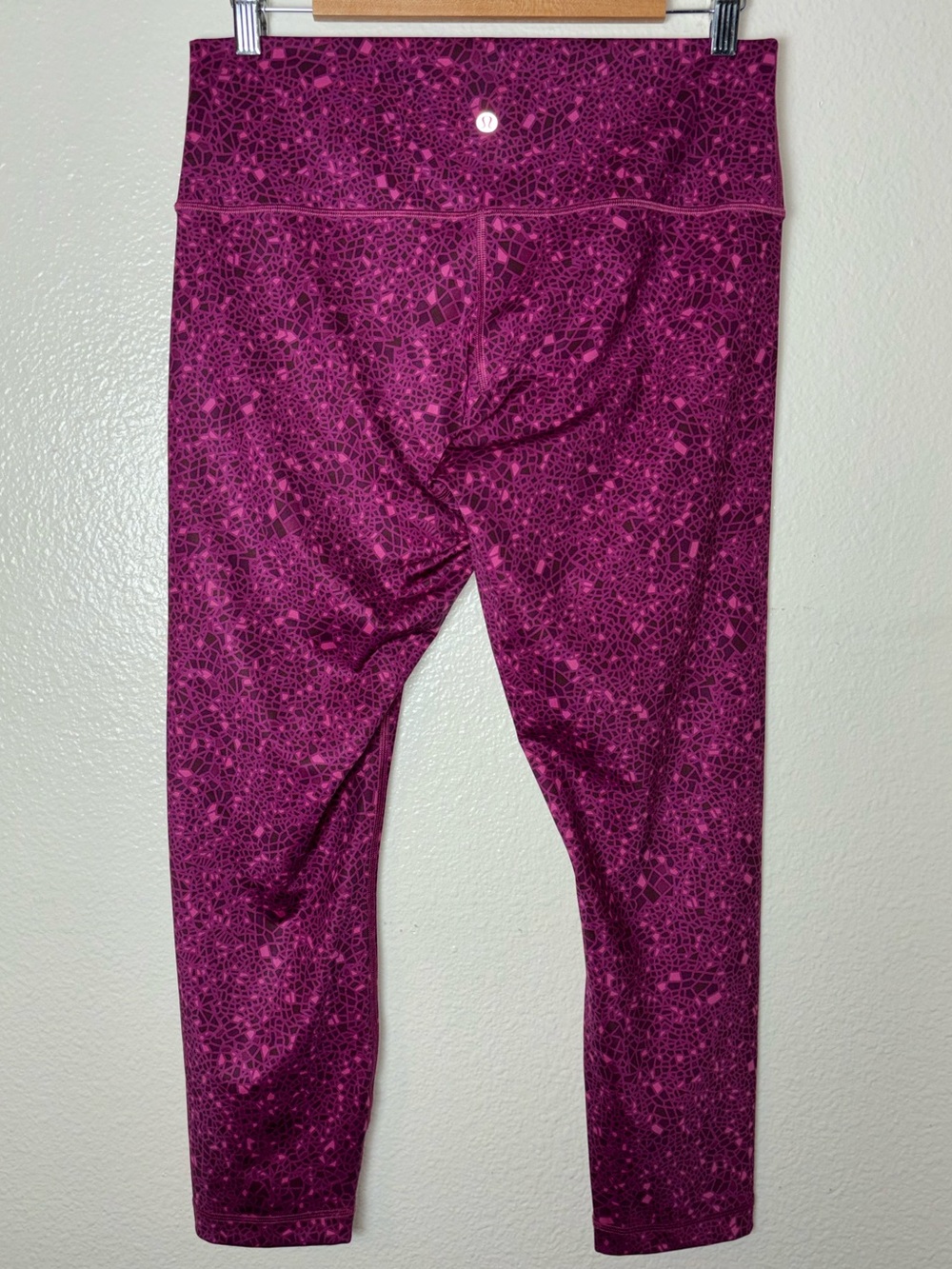 Lululemon High Times Pant(Full-On Luxtreme)Paradise Geo Regal Plum Multi size 12 - Picture 11 of 16